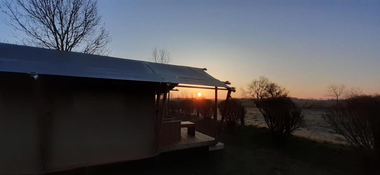 Tente Familiale Au Camping Hautoreille Bannes  Екстериор снимка